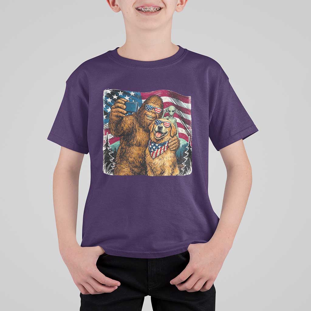 Funny Patriotic Bigfoot Golden Retriever Selfie Squad T Shirt For Kid