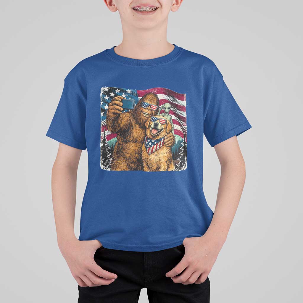 Funny Patriotic Bigfoot Golden Retriever Selfie Squad T Shirt For Kid