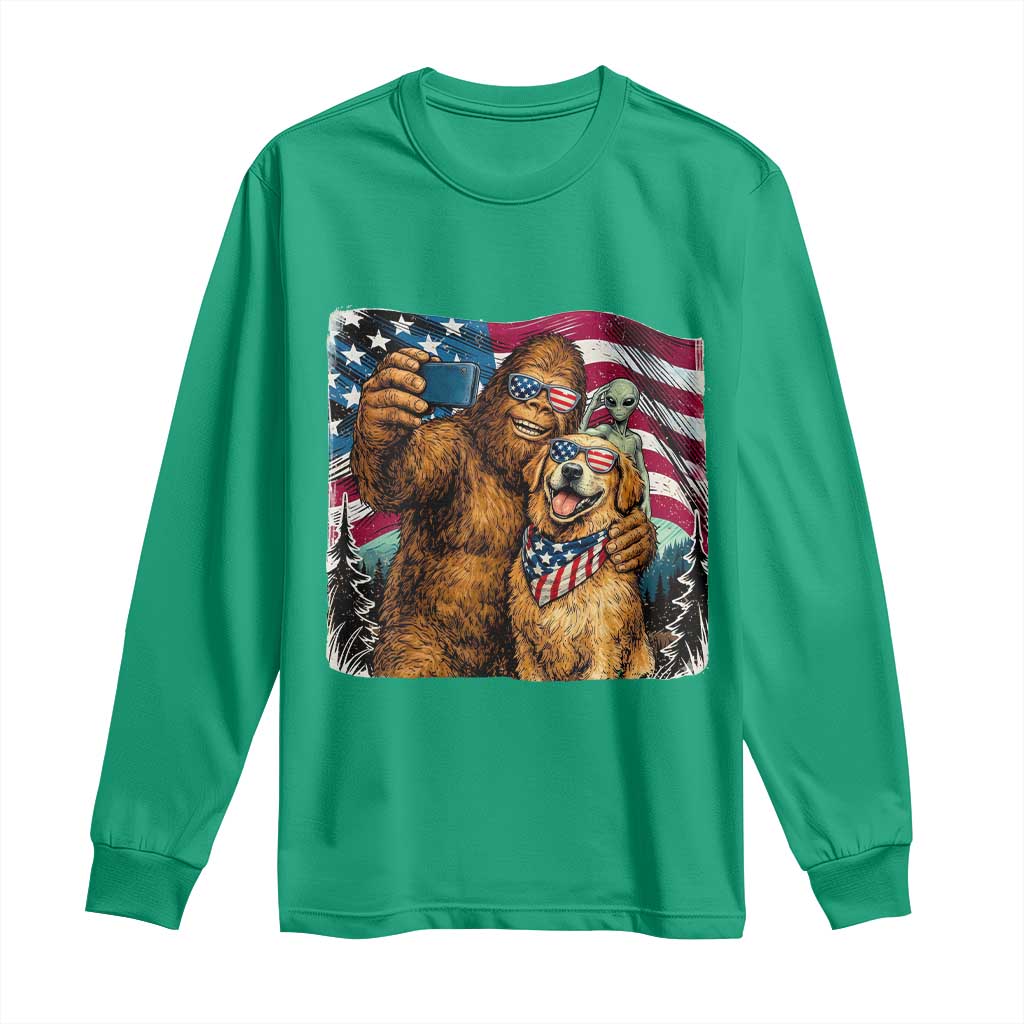 Funny Patriotic Bigfoot Golden Retriever Selfie Squad Long Sleeve Shirt
