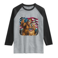 Funny Patriotic Bigfoot Golden Retriever Selfie Squad Raglan Shirt