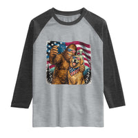 Funny Patriotic Bigfoot Golden Retriever Selfie Squad Raglan Shirt