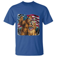 Funny Patriotic Bigfoot Golden Retriever Selfie Squad T Shirt