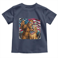 Funny Patriotic Bigfoot Golden Retriever Selfie Squad Toddler T Shirt