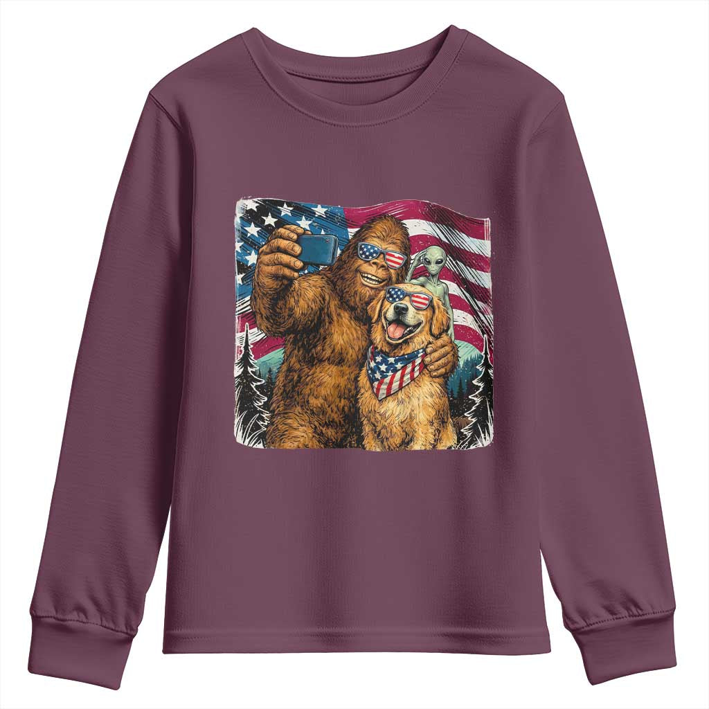 Funny Patriotic Bigfoot Golden Retriever Selfie Squad Youth Sweatshirt