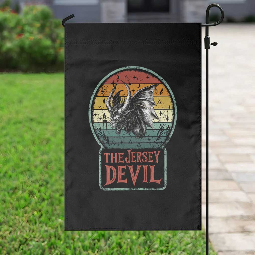 The Jersey Devil Garden Flag Retro Vintage New Jersey Cryptid - Wonder Print Shop