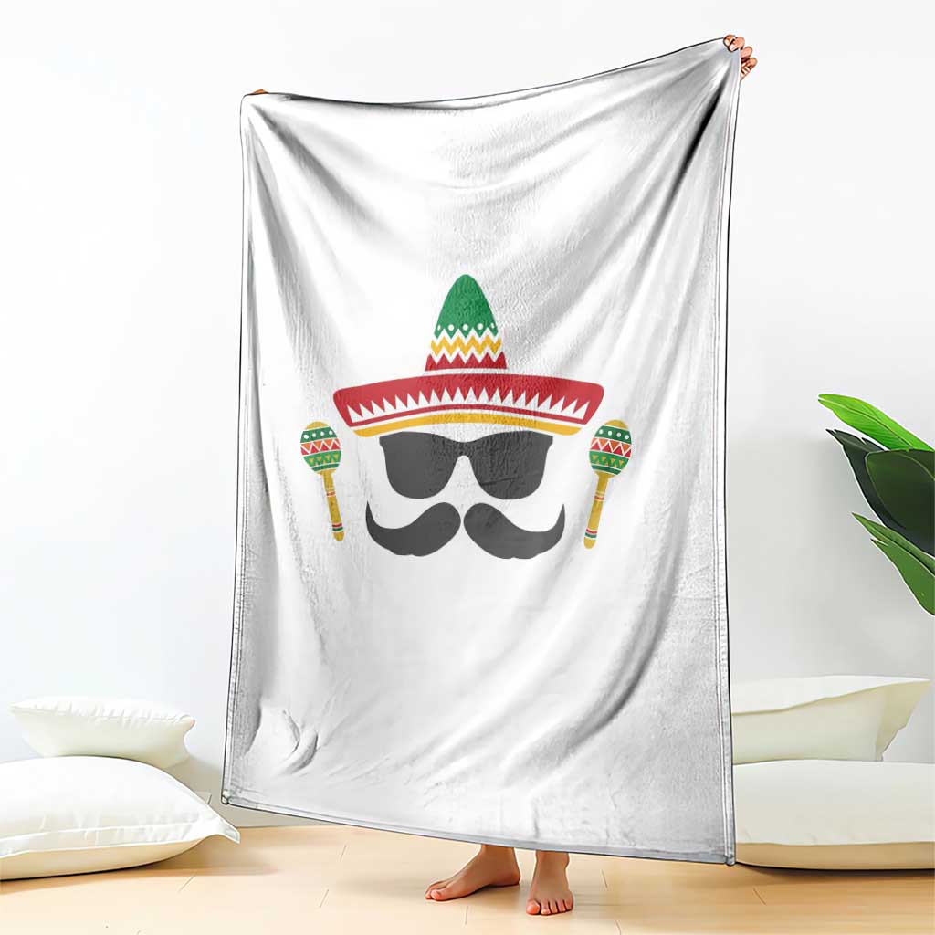 Funny Cinco De Mayo Maracas Characte Throw Blanket Fiesta Party Gift