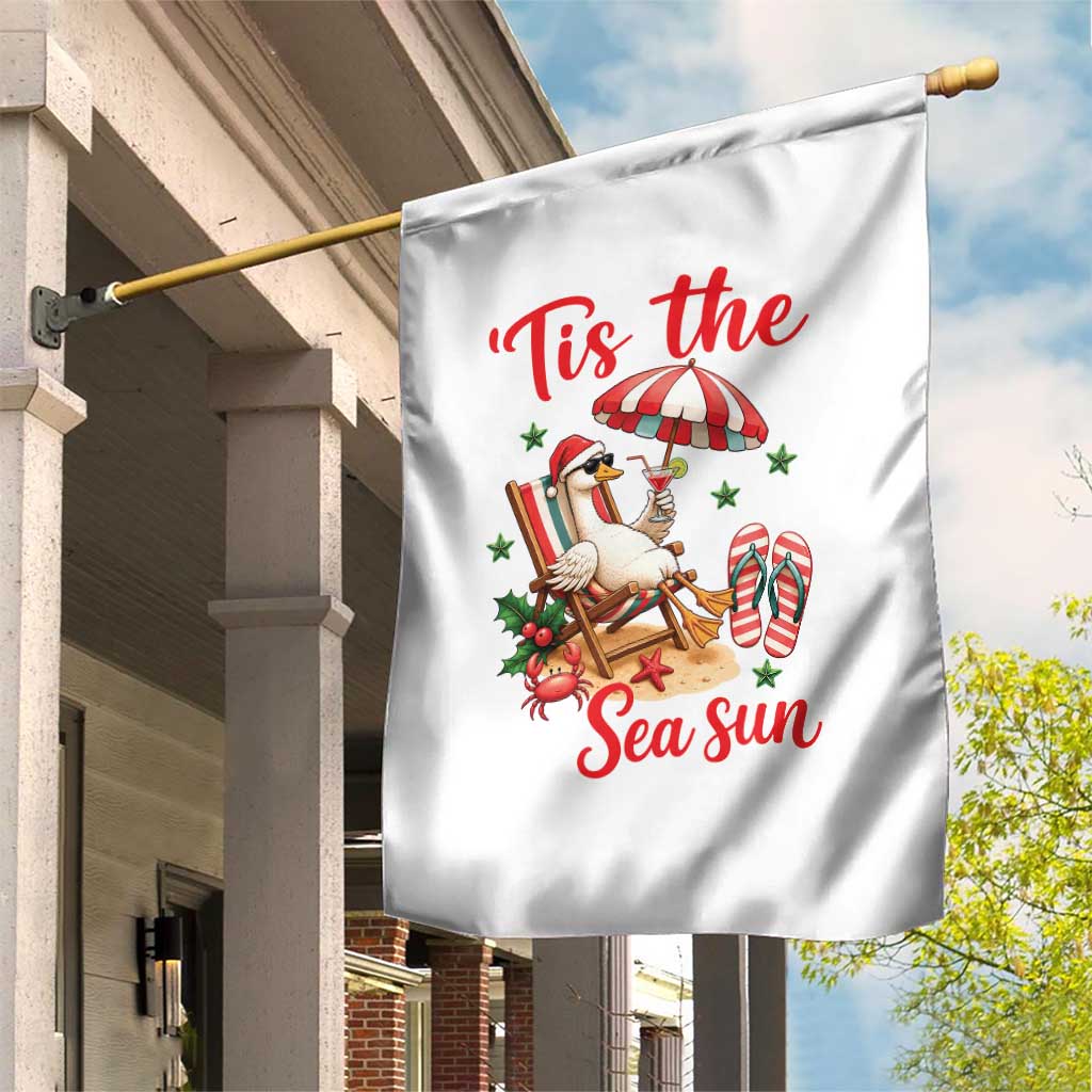 Funny Christmas In July Goose Garden Flag Tropical Summer Beach Party