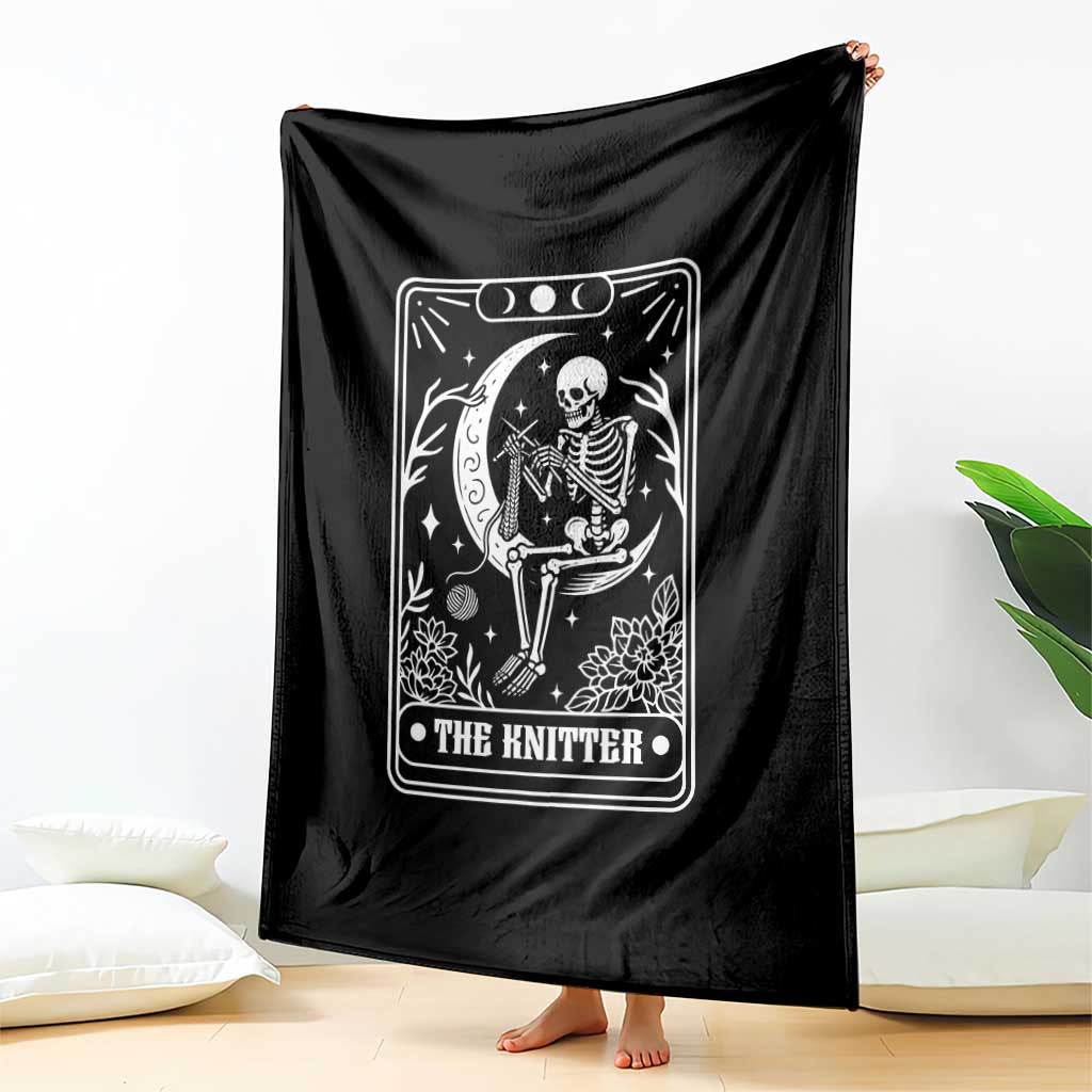 The Knitter Skeleton Throw Blanket Knitting Lover Gift Tarot Card Graphic - Wonder Print Shop