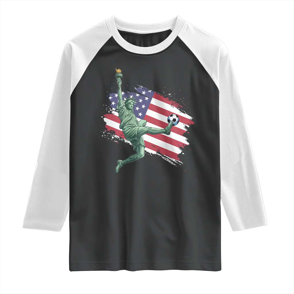 Funny Statue Of Liberty Playing Soccer Raglan Shirt New Yorker Fan Gift