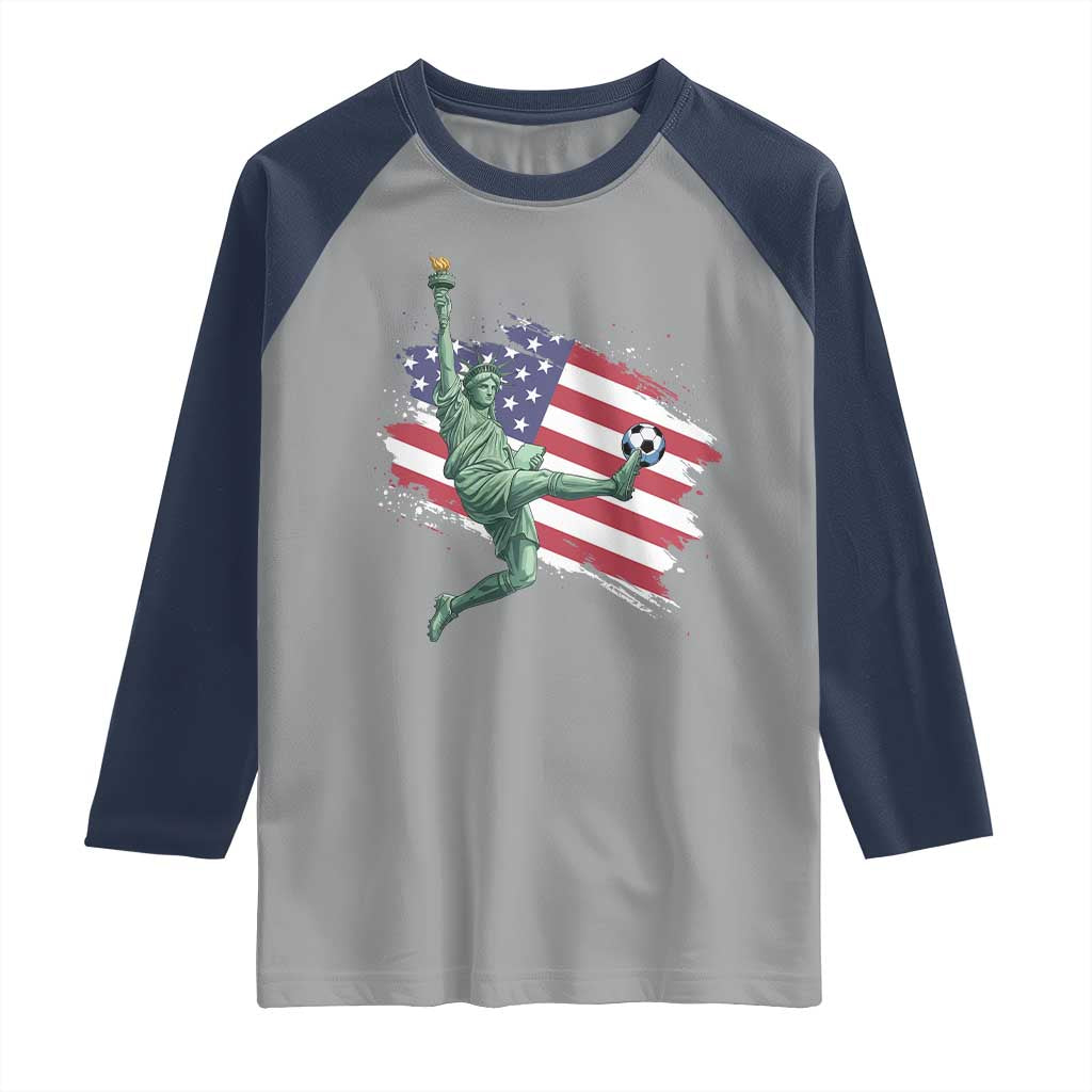 Funny Statue Of Liberty Playing Soccer Raglan Shirt New Yorker Fan Gift