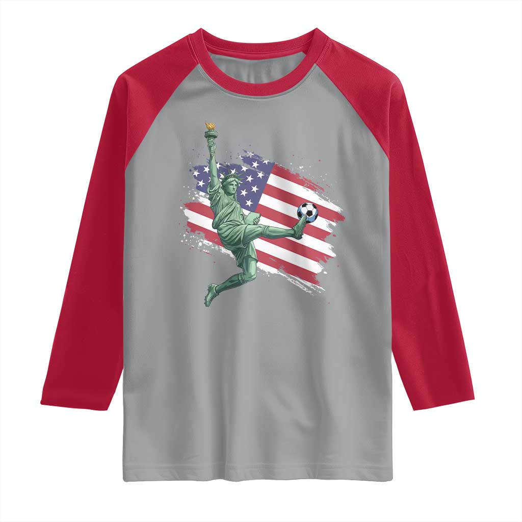 Funny Statue Of Liberty Playing Soccer Raglan Shirt New Yorker Fan Gift