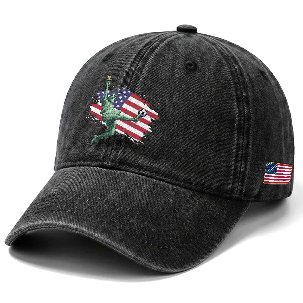 Funny Statue Of Liberty Playing Soccer Washed Cotton Baseball Cap New Yorker Fan Gift