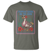 Funny Hawaiian Beach Vacation Graphic T Shirt Tropical Goose On The Loose