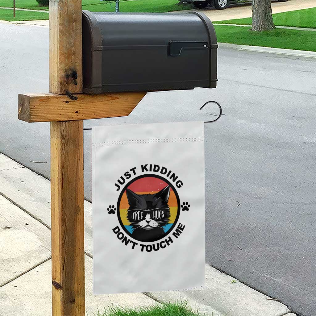Black Cat Lovers Garden Flag Free Hugs Just Kidding Do Not Touch Me Gift - Wonder Print Shop