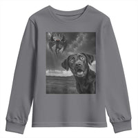 Funny Labrador Selfie With Mothman Youth Sweatshirt Cryptid Gift - Wonder Print Shop