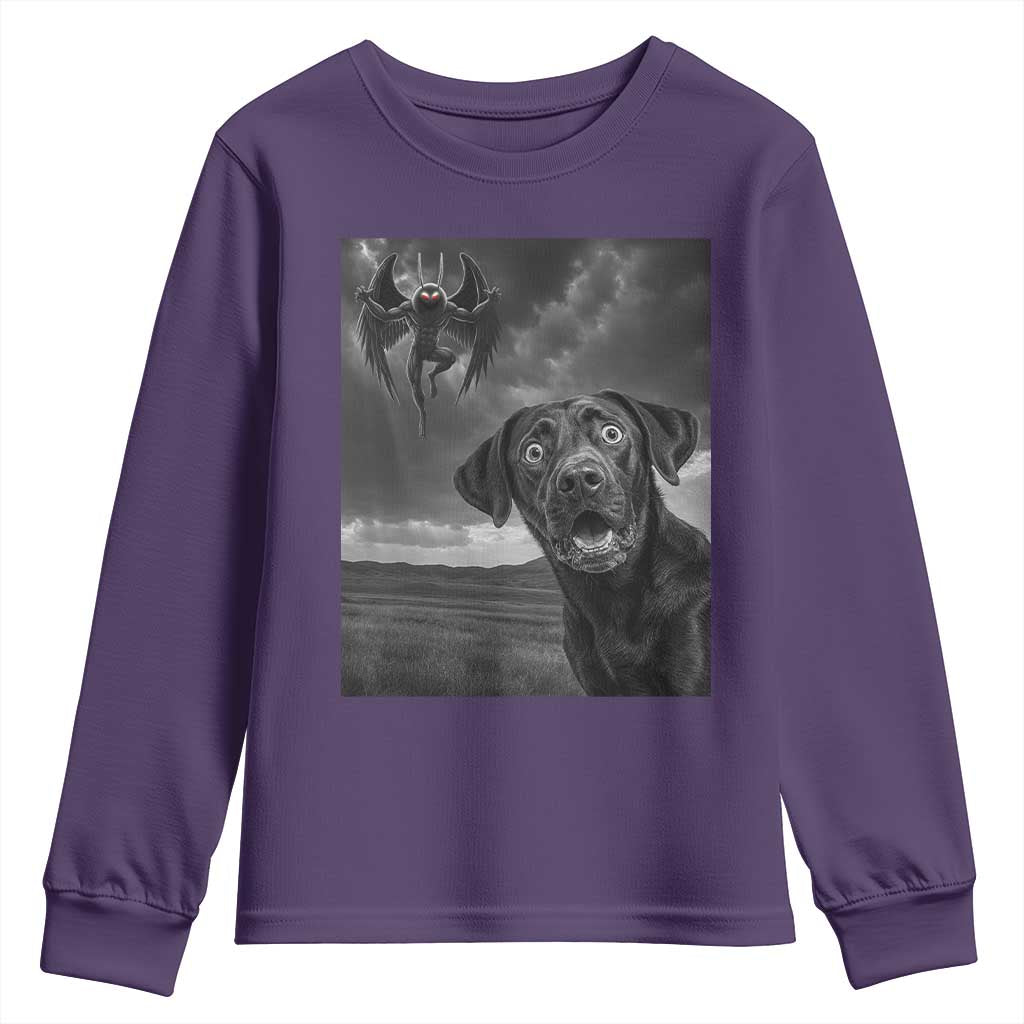 Funny Labrador Selfie With Mothman Youth Sweatshirt Cryptid Gift - Wonder Print Shop