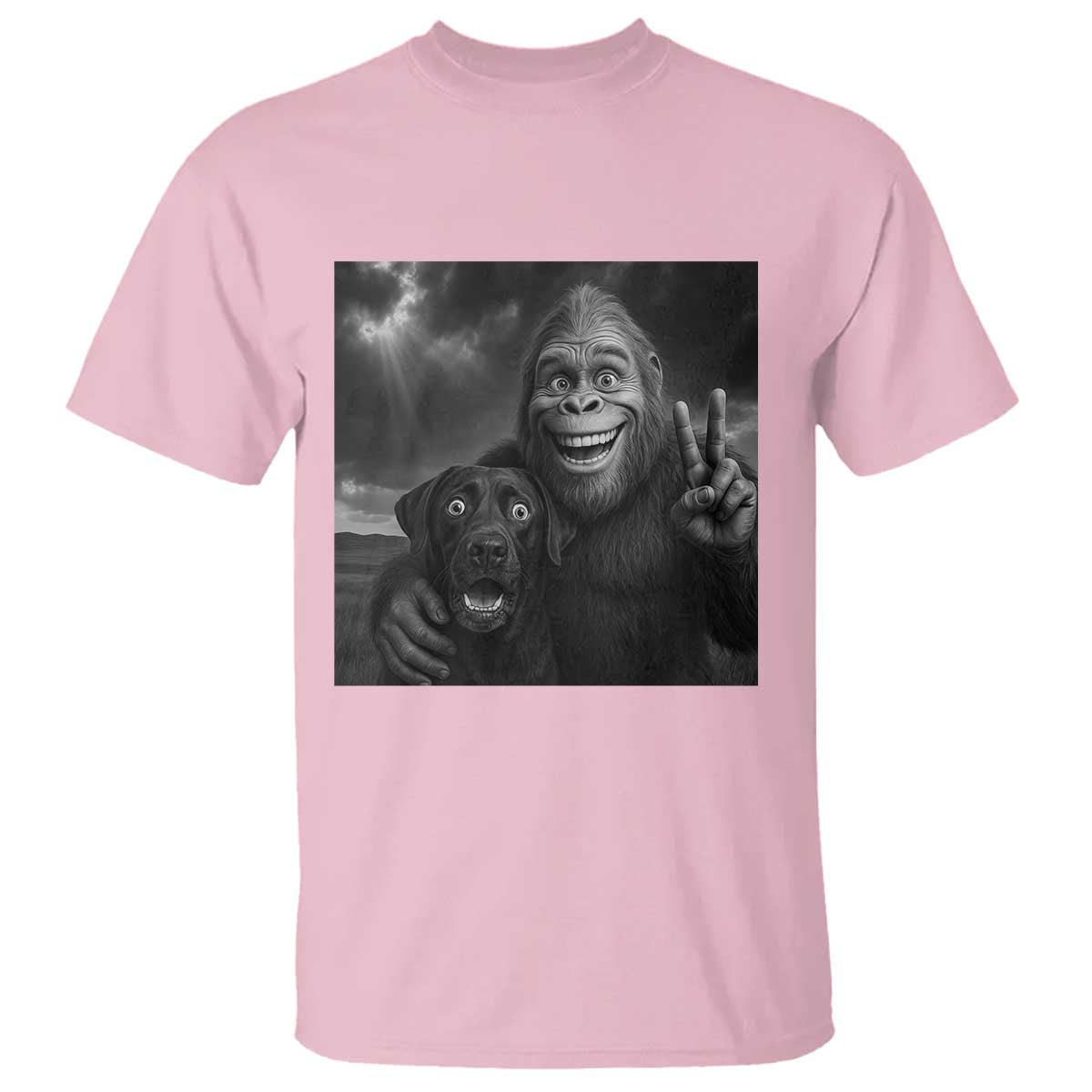 Cute Labrador Selfie With Bigfoot T Shirt Funny Cryptid - Wonder Print Shop