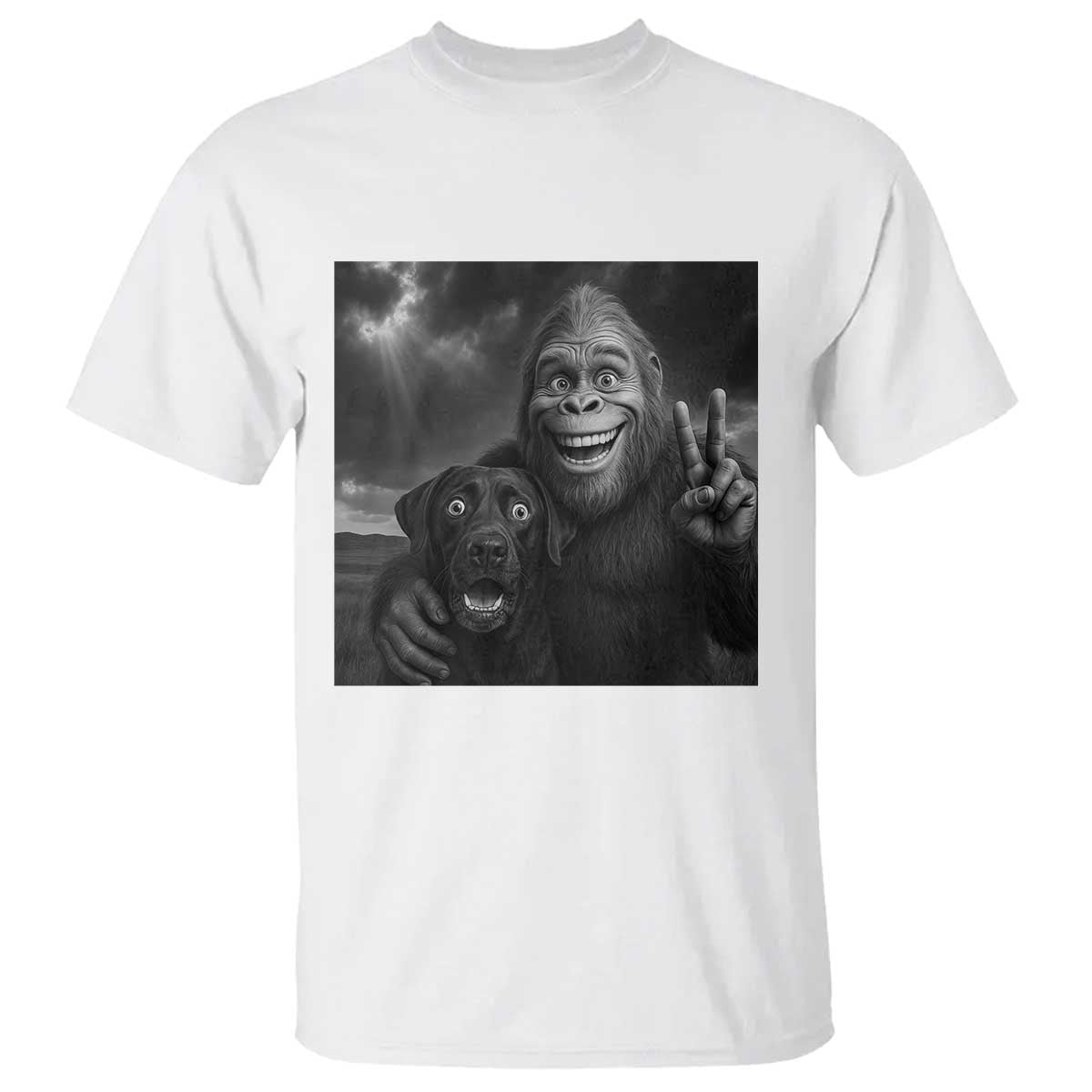 Cute Labrador Selfie With Bigfoot T Shirt Funny Cryptid - Wonder Print Shop