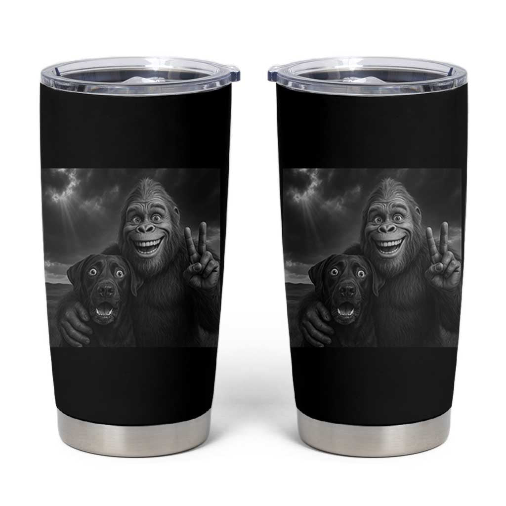 Cute Labrador Selfie With Bigfoot Tumbler Cup Funny Cryptid - Wonder Print Shop