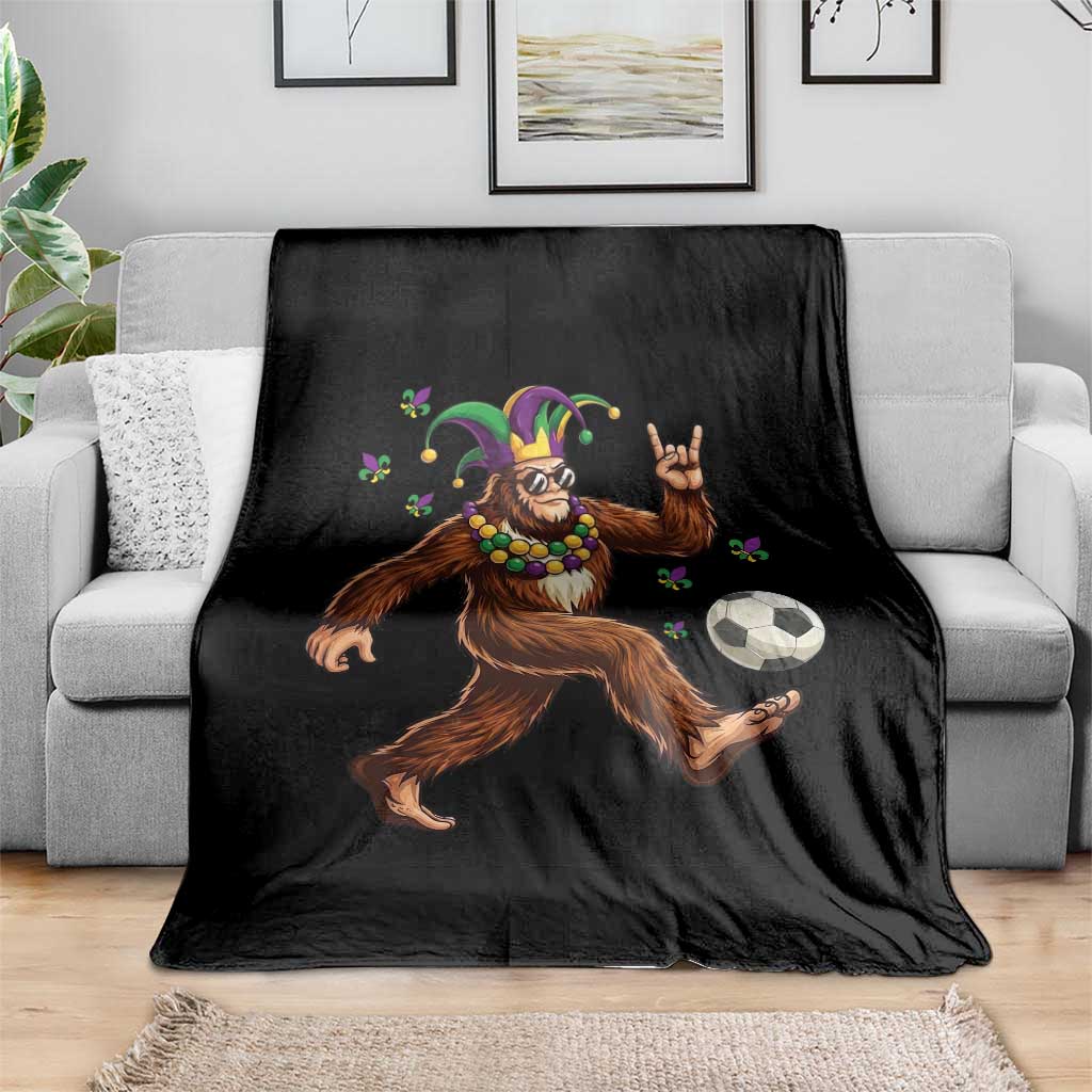 Funny Mardi Gras Bigfoot Playing Soccer Throw Blanket Football Fan Gift