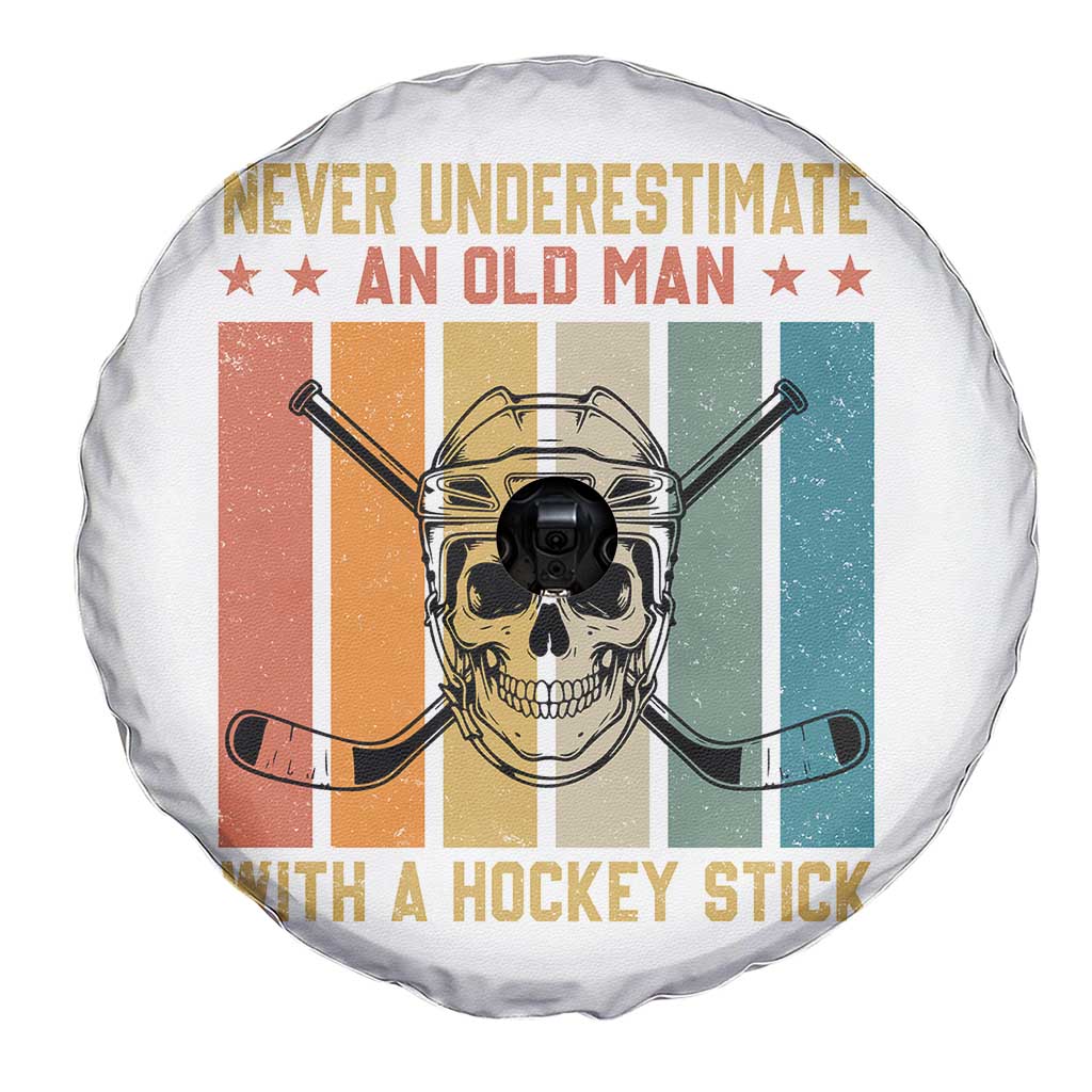 Retro Ice Hockey Player Spare Tire Cover Funny Never Underestimate An Old Man - Wonder Print Shop