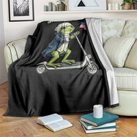 Funny Patriotic Frog Throw Blanket Off To Celebrate 250 Years Of Freedom
