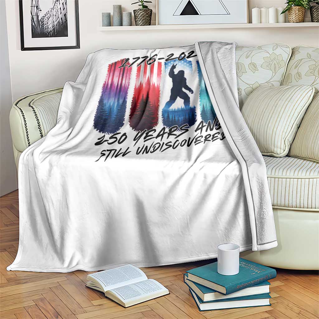 Funny Patriotic Bigfoot Throw Blanket 250 Years And Still Undiscovered
