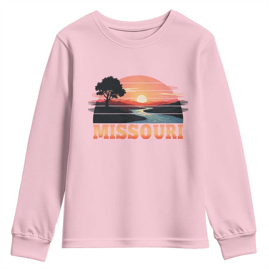 Vintage Missouri Outdoors Youth Sweatshirt Midwest Nature Landscape