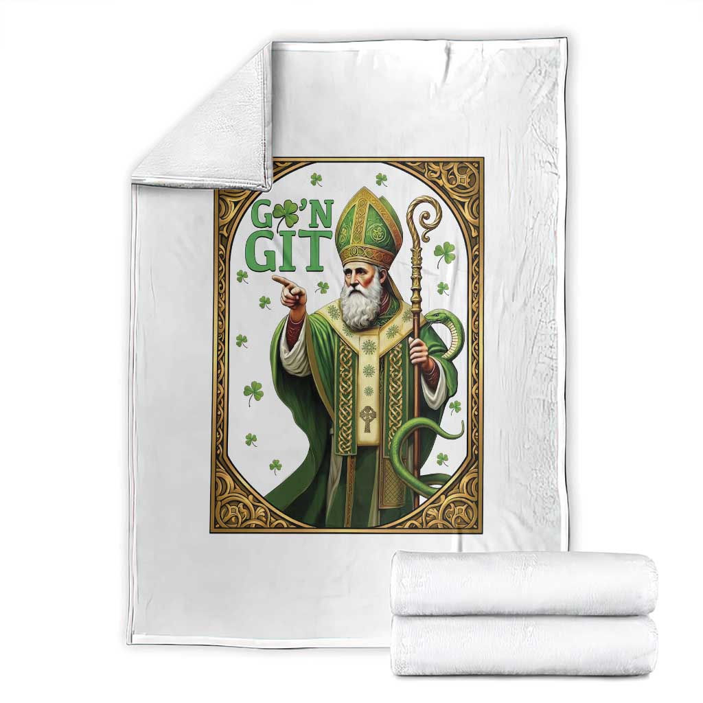 Saint Patrick Go'n Git Throw Blanket Funny St Patricks Day Snake Legend