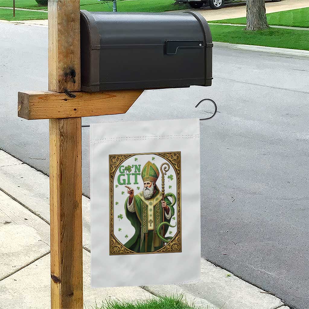 Saint Patrick Go'n Git Garden Flag Funny St Patricks Day Snake Legend