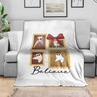Fresno Nightcrawler Cryptid Christmas Believe Gift Throw Blanket - Wonder Print Shop