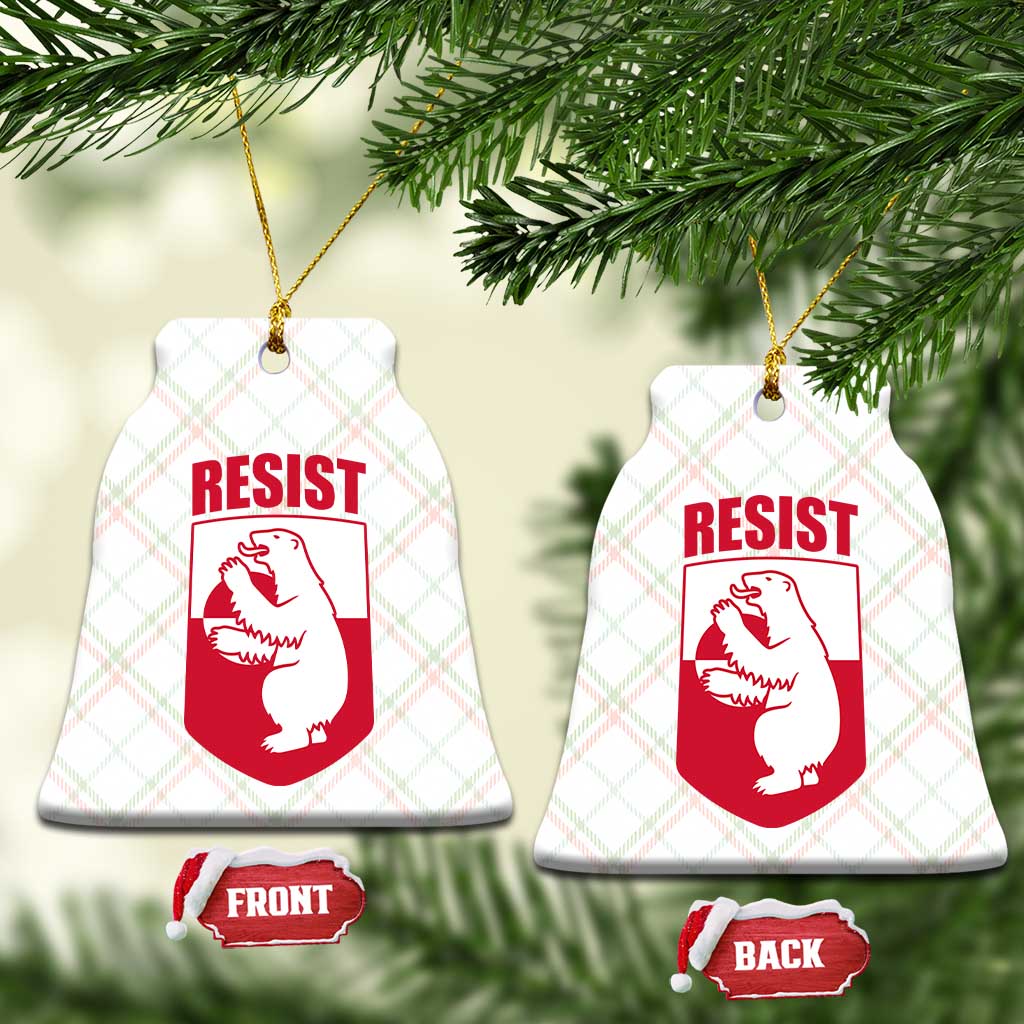 Greenland Resist Ceramic Ornament Stand With Greenlanders