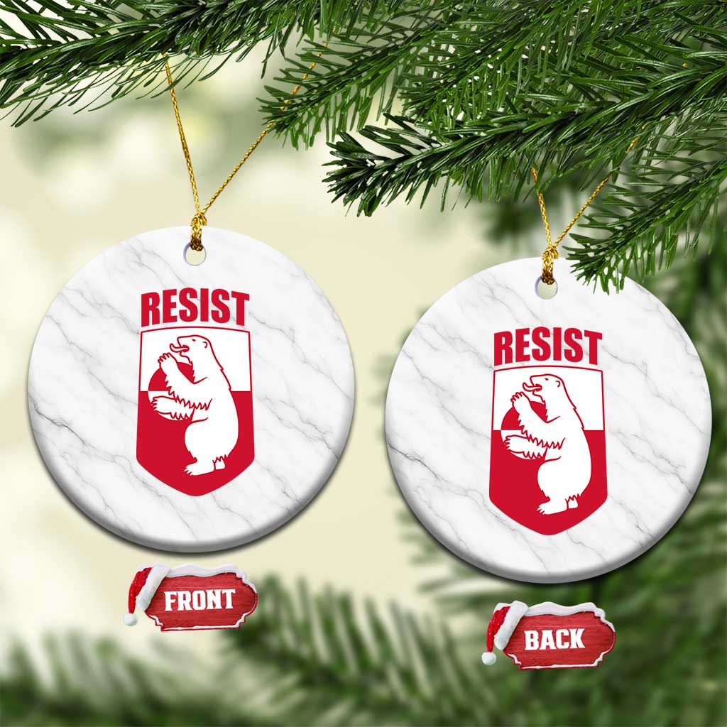 Greenland Resist Ceramic Ornament Stand With Greenlanders