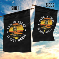 Hang In There It Gets Worse Garden Flag Funny Frog - Wonder Print Shop