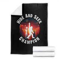 Hide And Seek Champion Throw Blanket Funny Bigfoot And Alien Lover Gift - Wonder Print Shop