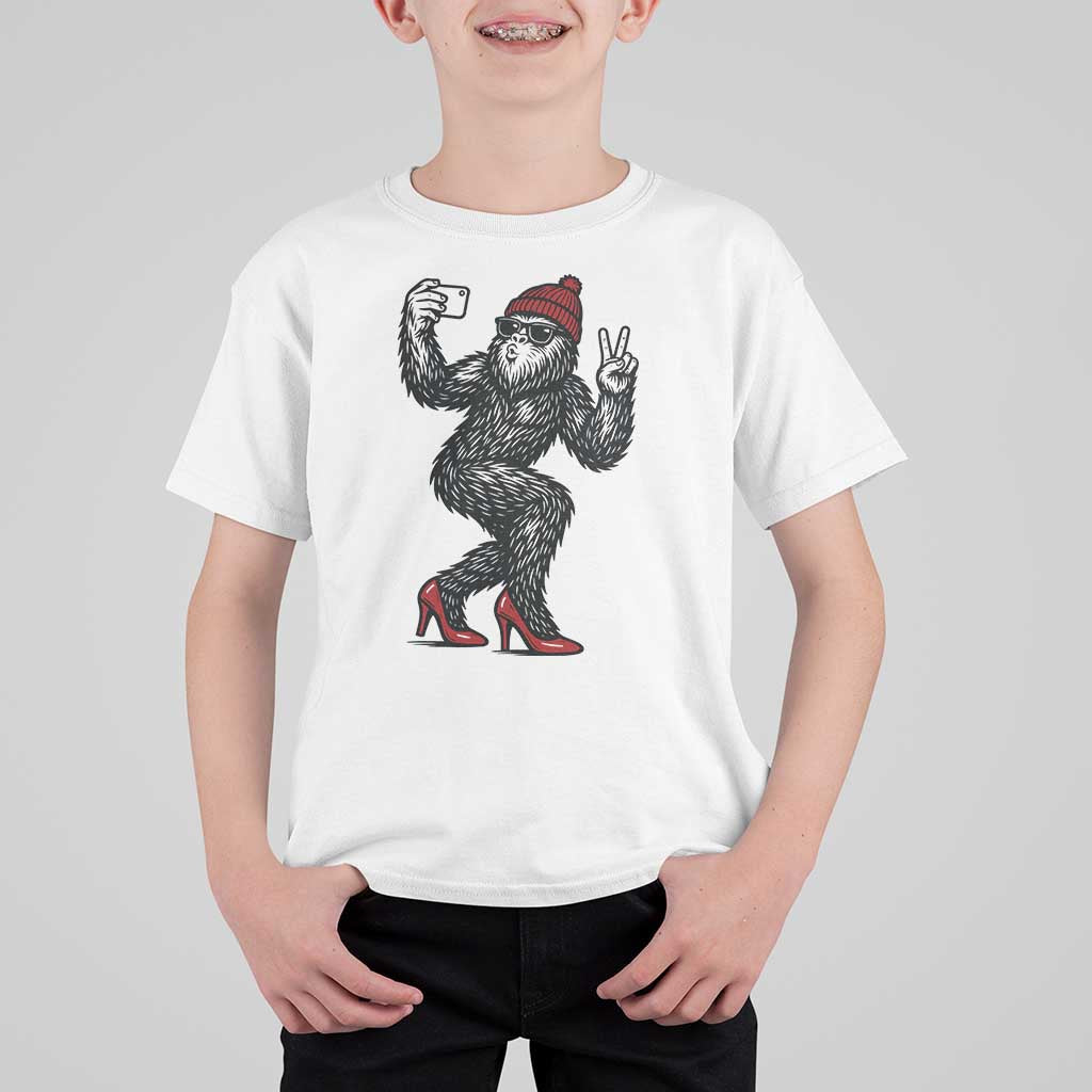 Funny Sexy Bigfoot Selfie T Shirt For Kid Sasquatch Lover Gift