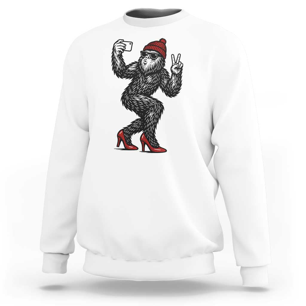 Funny Sexy Bigfoot Selfie Sweatshirt Sasquatch Lover Gift