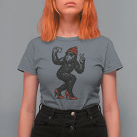 Funny Sexy Bigfoot Selfie T Shirt For Women Sasquatch Lover Gift