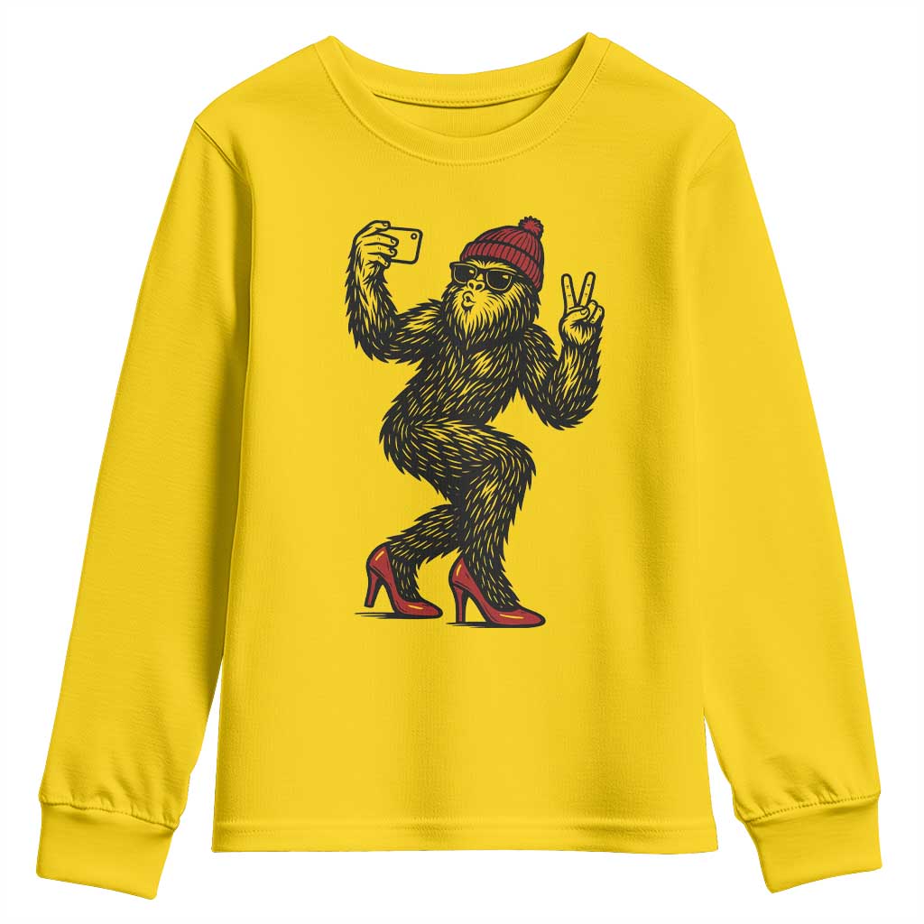 Funny Sexy Bigfoot Selfie Youth Sweatshirt Sasquatch Lover Gift