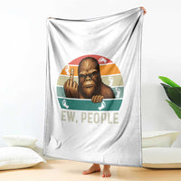 Bigfoot Lover Throw Blanket Funny Ew People Retro Sunset Design - Wonder Print Shop