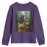 Cat Bigfoot Selfie With Dinosaur Youth Sweatshirt Funny Surprised Scared Sasquatch Cat - Wonder Print Shop