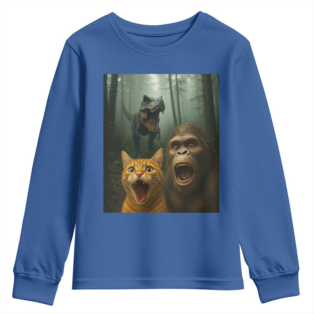 Cat Bigfoot Selfie With Dinosaur Youth Sweatshirt Funny Surprised Scared Sasquatch Cat - Wonder Print Shop