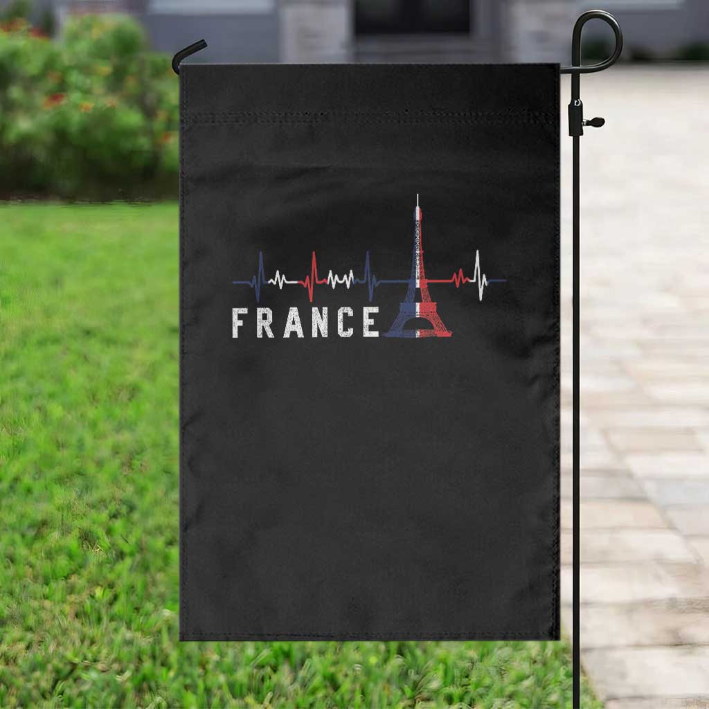 France Paris Heartbeat French Flag Eiffel Tower Souvenir Gift Garden Flag