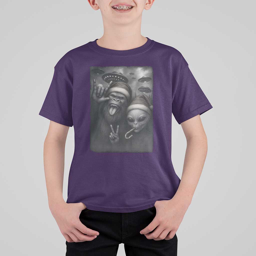 Bigfoot UFO Selife T Shirt For Kid Sasquatch Ailen Rock On Hand Christmas - Wonder Print Shop