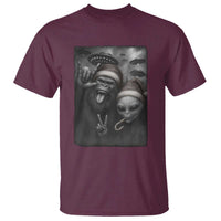 Bigfoot UFO Selife T Shirt Sasquatch Ailen Rock On Hand Christmas - Wonder Print Shop
