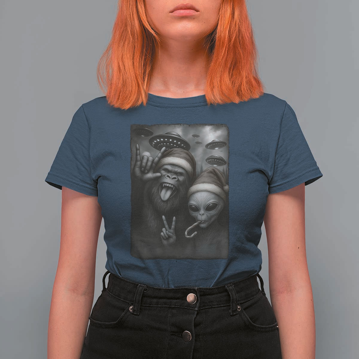 Bigfoot UFO Selife T Shirt For Women Sasquatch Ailen Rock On Hand Christmas - Wonder Print Shop