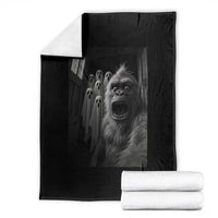 Funny Bigfoot Selfie Halloween Throw Blanket Sasquatch Ghost Haunted House - Wonder Print Shop