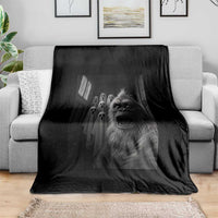 Funny Bigfoot Selfie Halloween Throw Blanket Sasquatch Ghost Haunted House - Wonder Print Shop