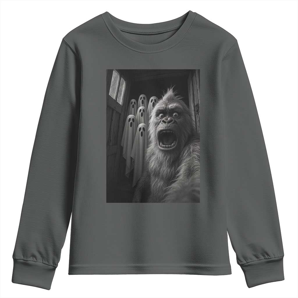 Funny Bigfoot Selfie Halloween Youth Sweatshirt Sasquatch Ghost Haunted House - Wonder Print Shop