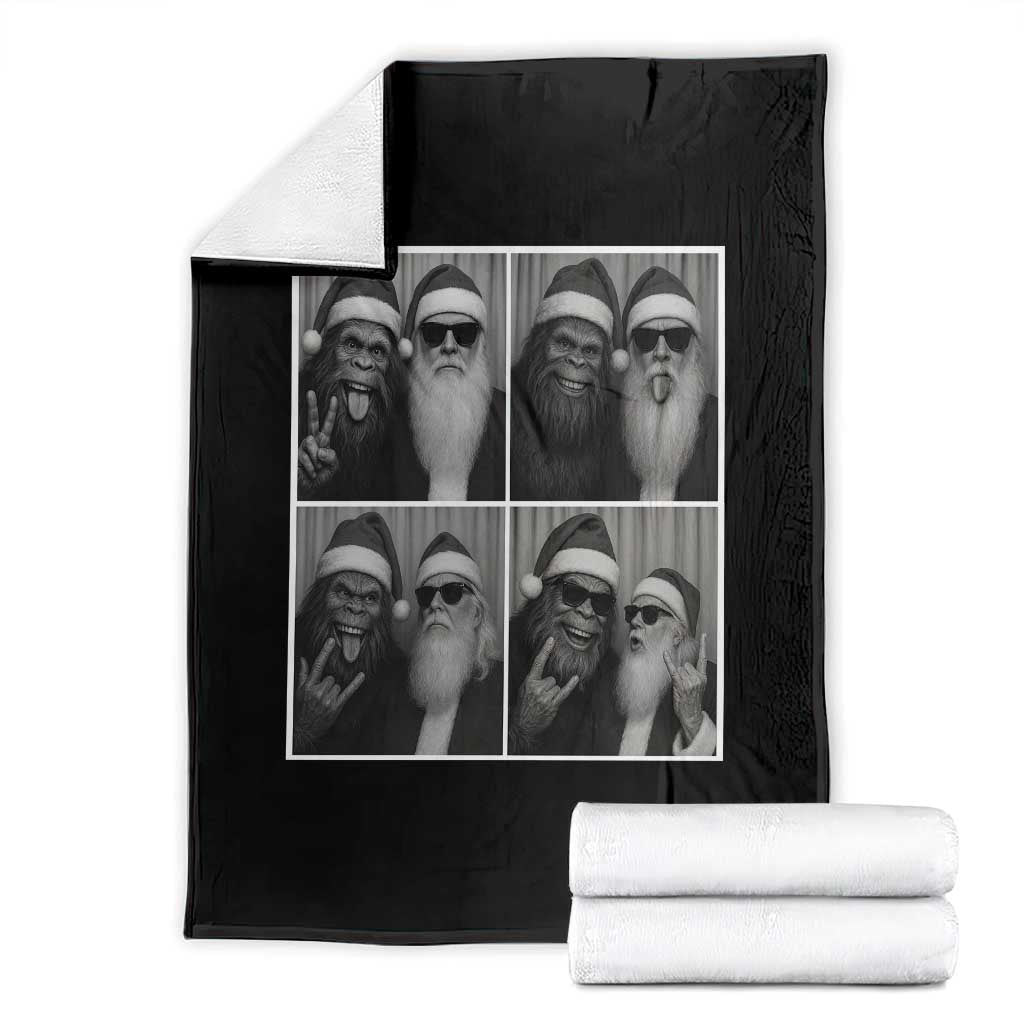 Funny Bigfoot Photobooth Christmas Throw Blanket Sasquatch Santa Claus Xmas - Wonder Print Shop